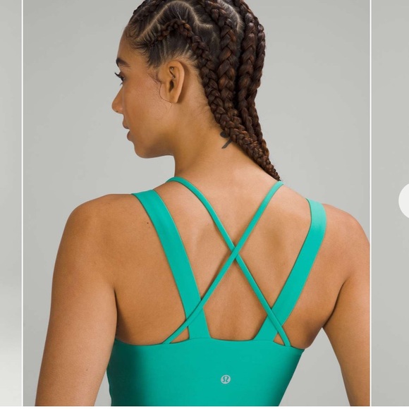 GUC Lululemon Workout Set. Size 8 - Picture 10 of 11